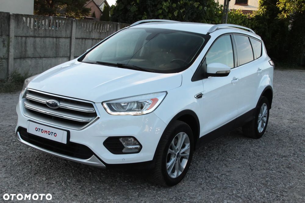 Ford Kuga 2.0 TDCi 2x4 Titanium - 6