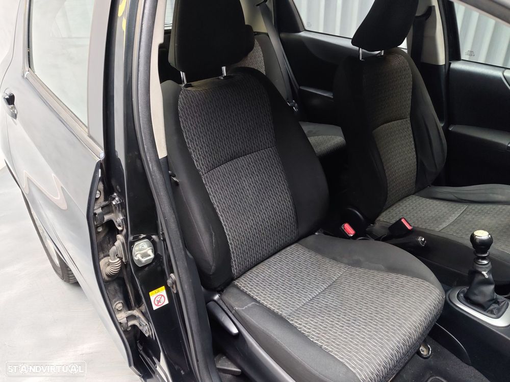 Toyota Yaris 1.4 D-4D Comfort - 19