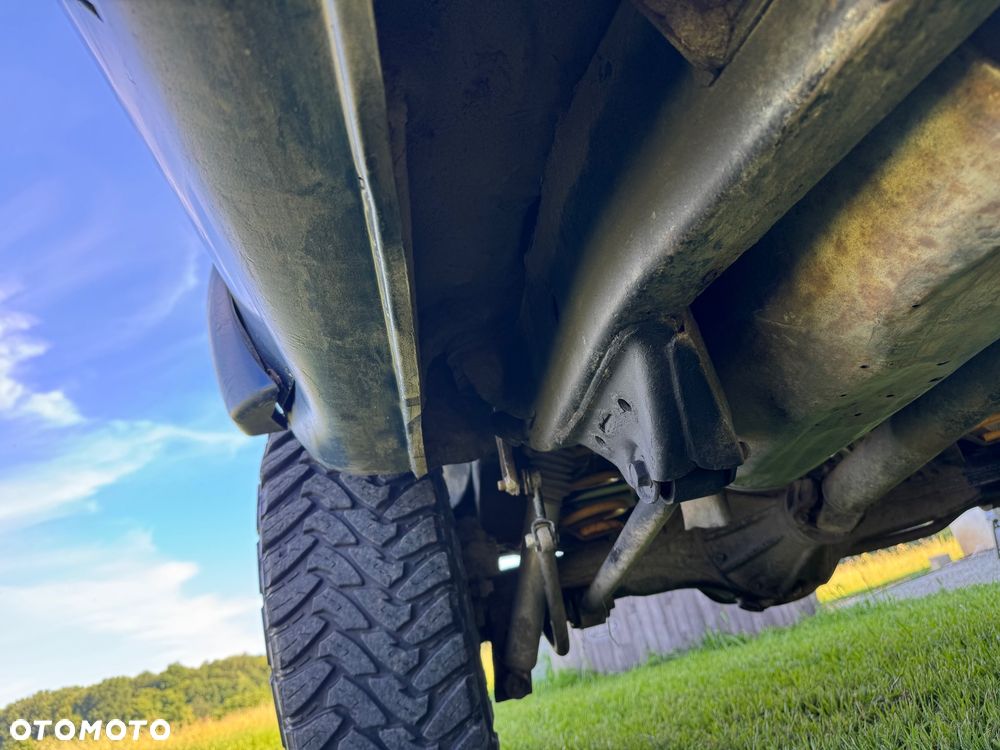 Toyota Land Cruiser HDJ80 - 33