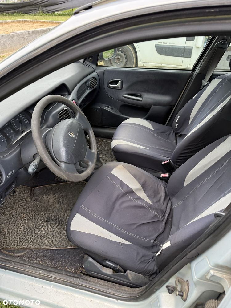Renault Megane - 6