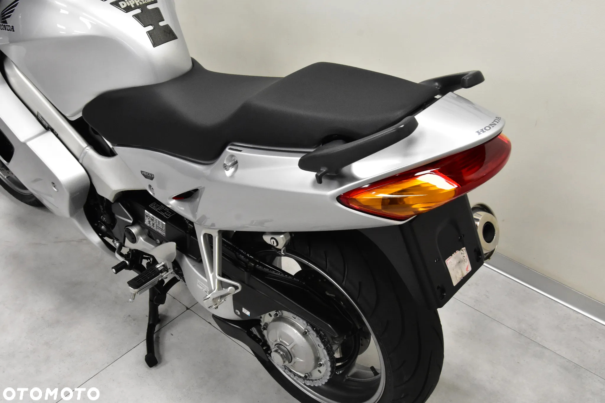Honda VFR - 18