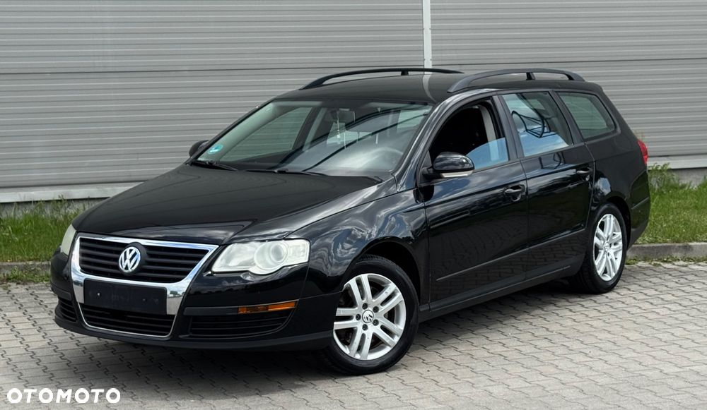 Volkswagen Passat 1.6 Comfortline - 19