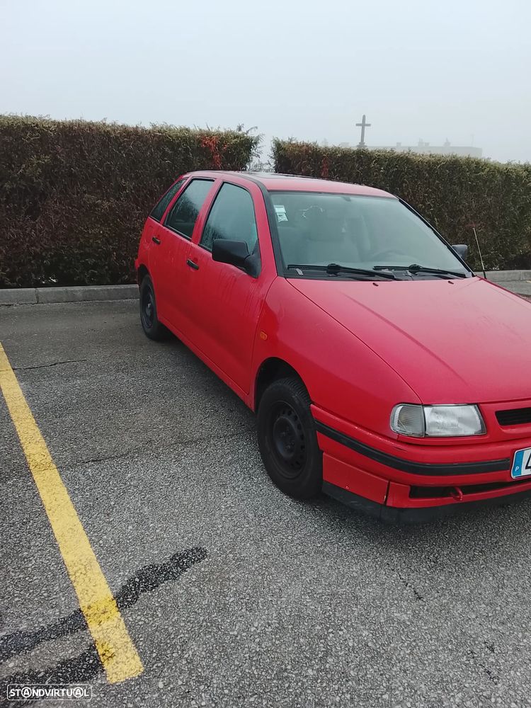SEAT Ibiza 1.1i CLX - 3