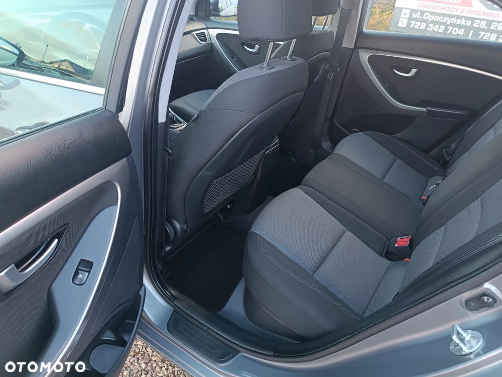 Hyundai i30 1.6 CRDi Blue Comfort - 26