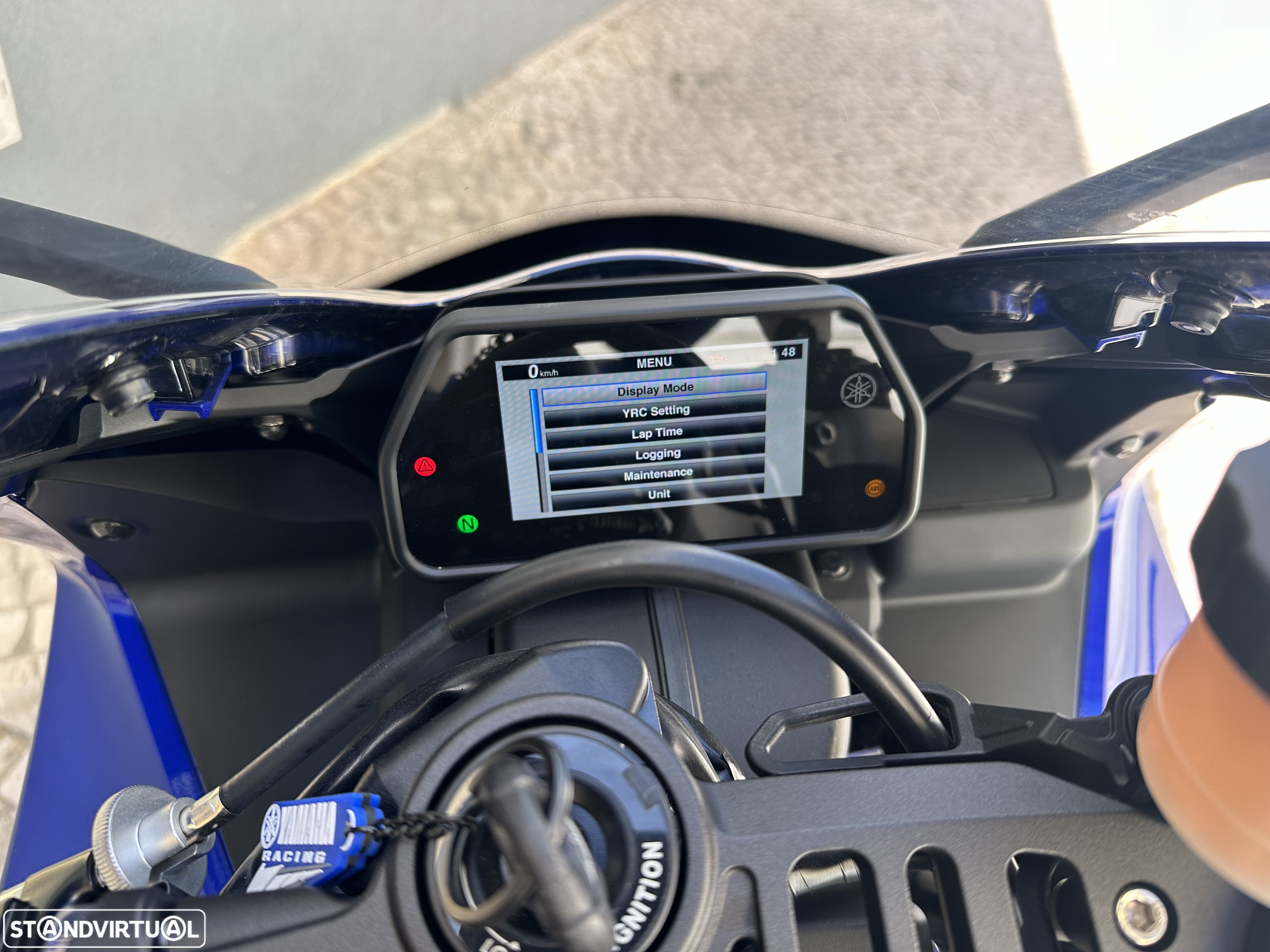 Yamaha YZF r1 modelo de 2024 - 14
