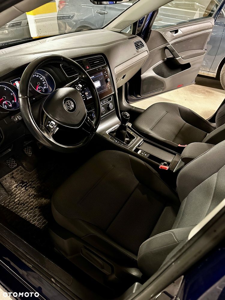 Volkswagen Golf 1.6 TDI BMT Comfortline - 8