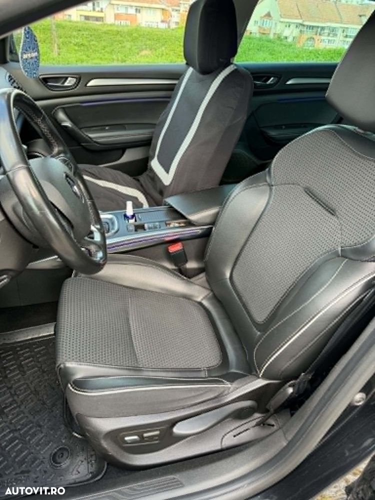 Renault Megane ENERGY dCi 110 EDC BOSE EDITION - 11
