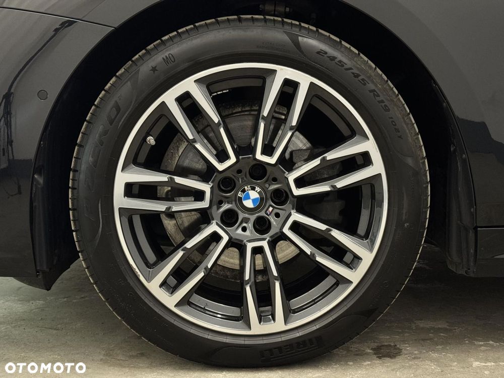 BMW Seria 5 520d mHEV M Sport - 12