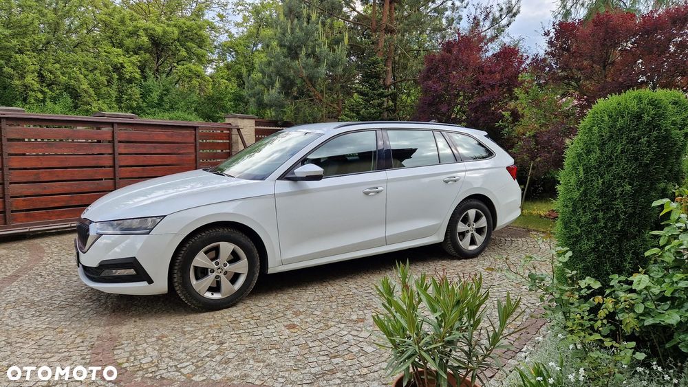 Skoda Octavia 2.0 TDI Ambition DSG - 4