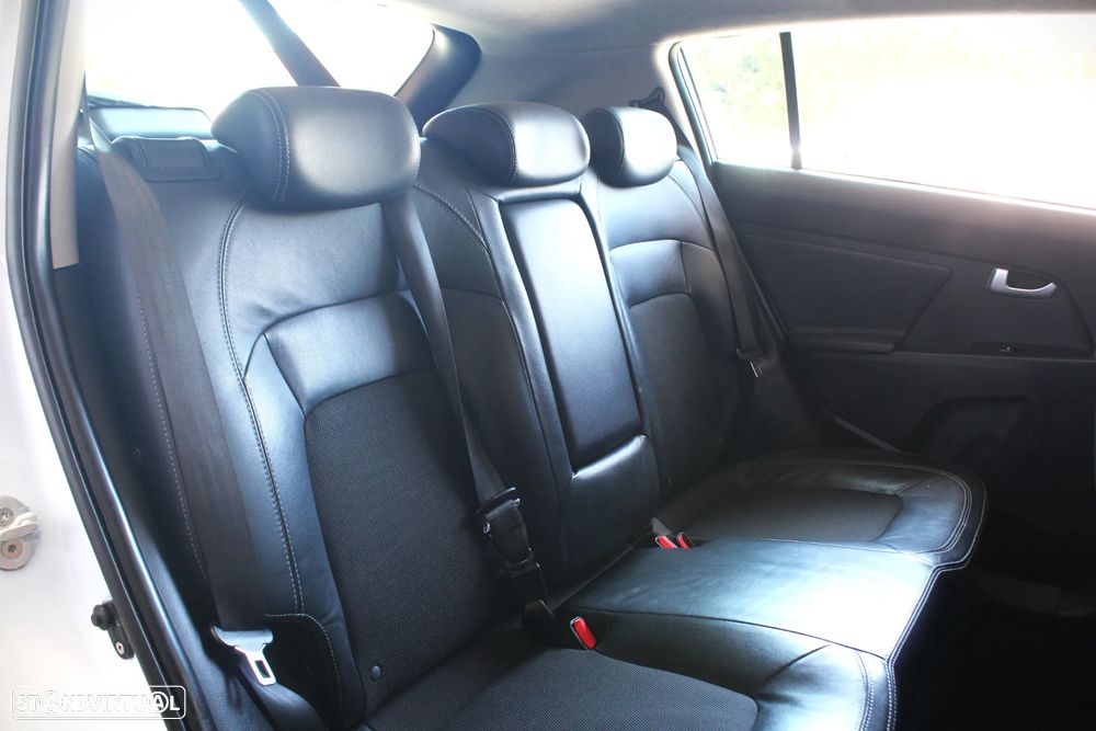 Kia Sportage 1.7 CRDI ISG TX - 36