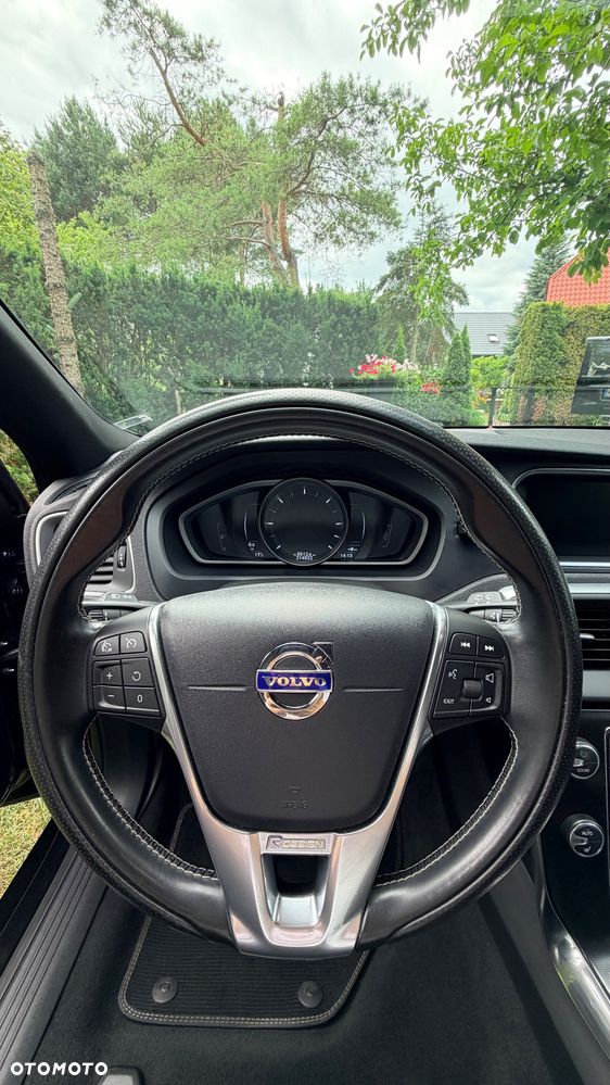 Volvo V40 D2 Drive-E R-Design Momentum - 7