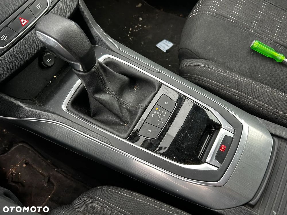 Peugeot 308 PureTech 130 EAT6 Stop & Start Active - 16