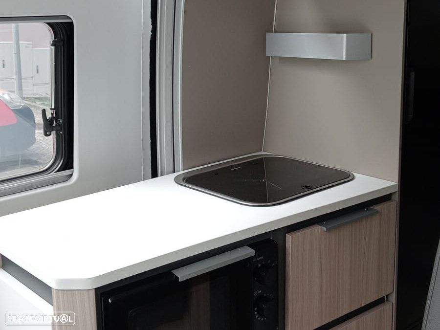 Adria Twin Plus 600 Family - 8
