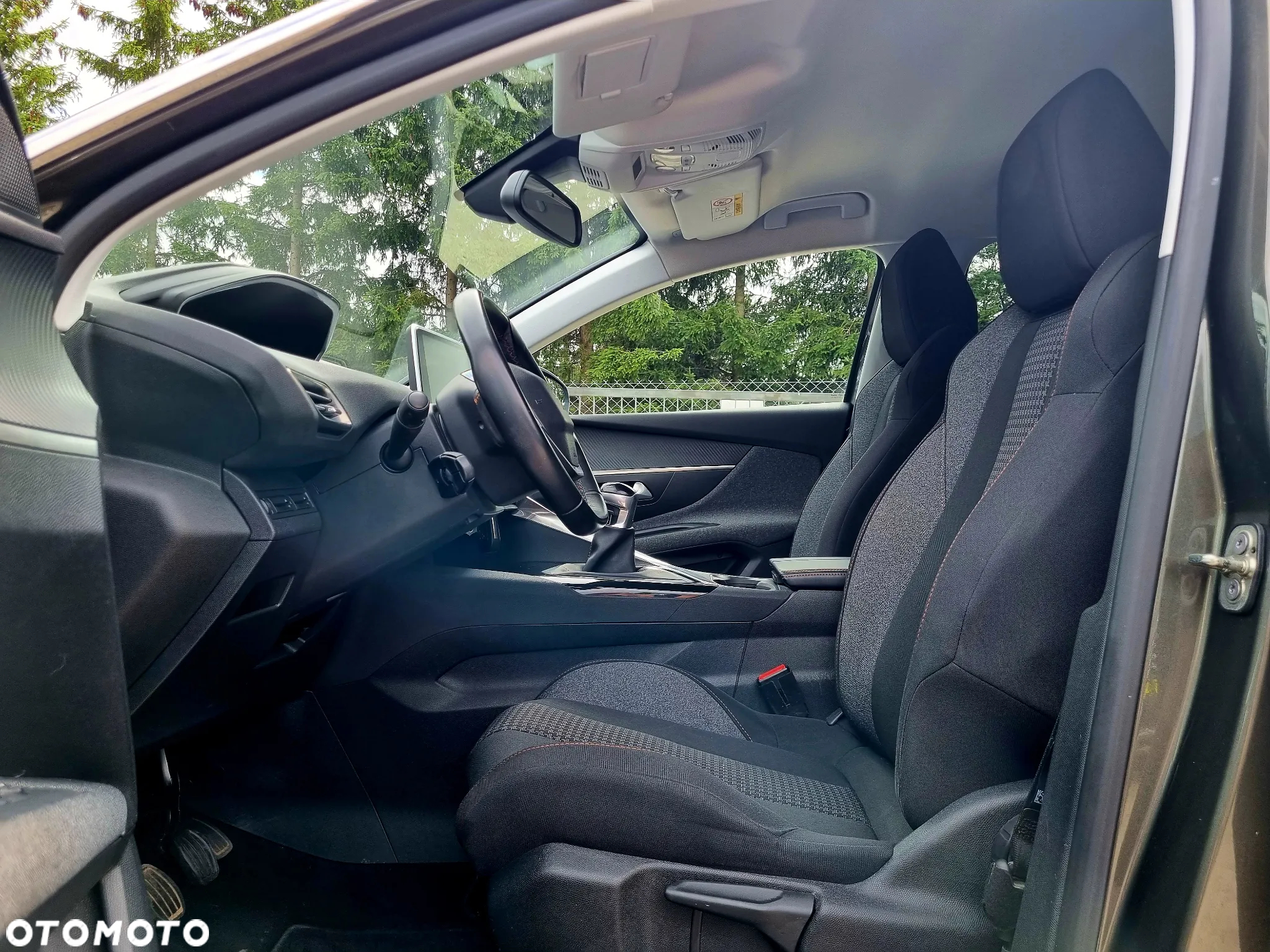 Peugeot 3008 PureTech 130 Stop & Start GPF Active - 10