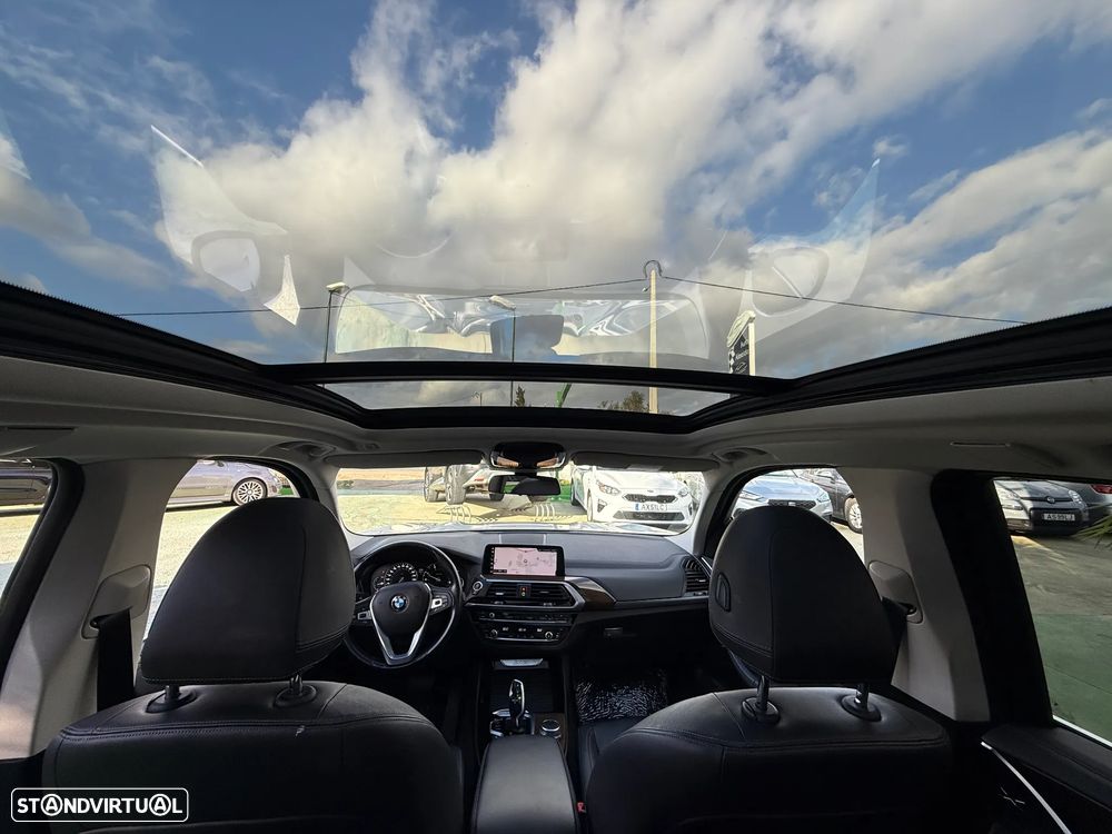 BMW X3 20 d xDrive Line Luxury - 29