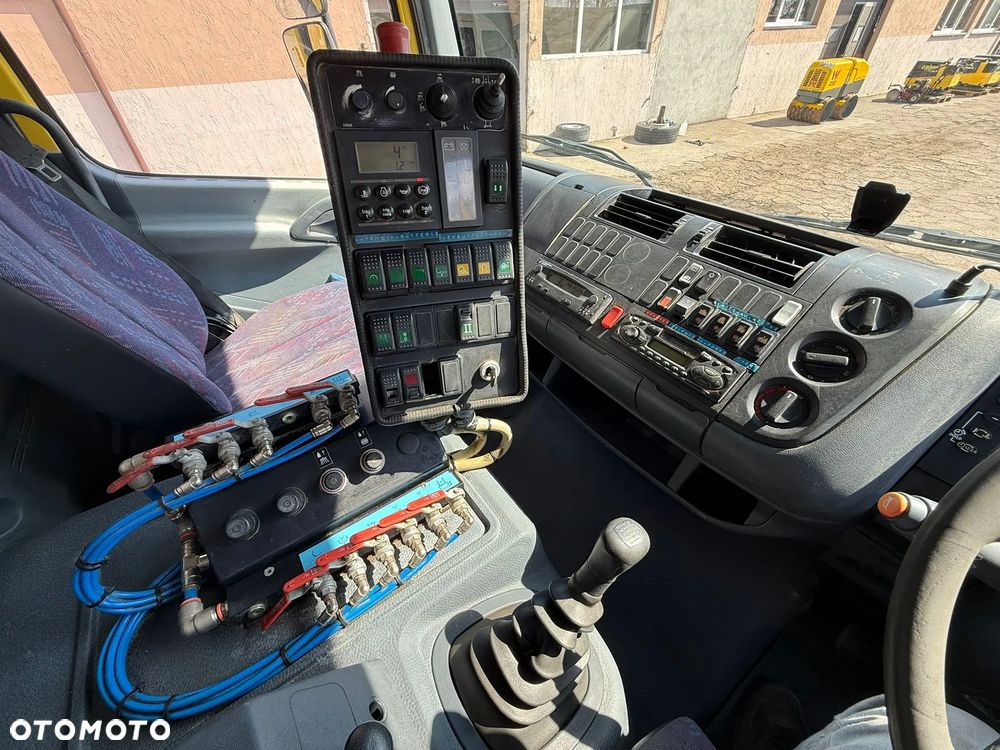 Mercedes-Benz Atego - 12
