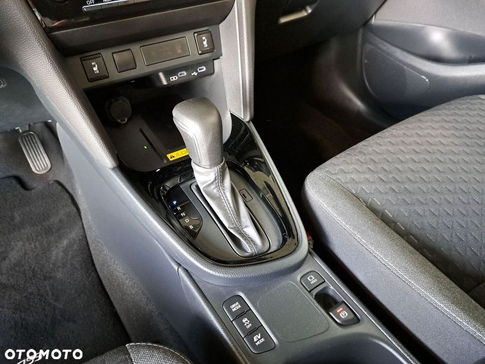 Toyota Yaris Cross Hybrid 1.5 Style - 27