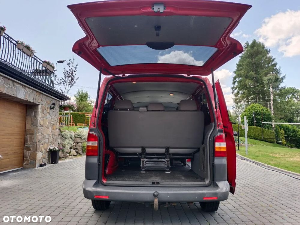 Volkswagen Caravelle - 6