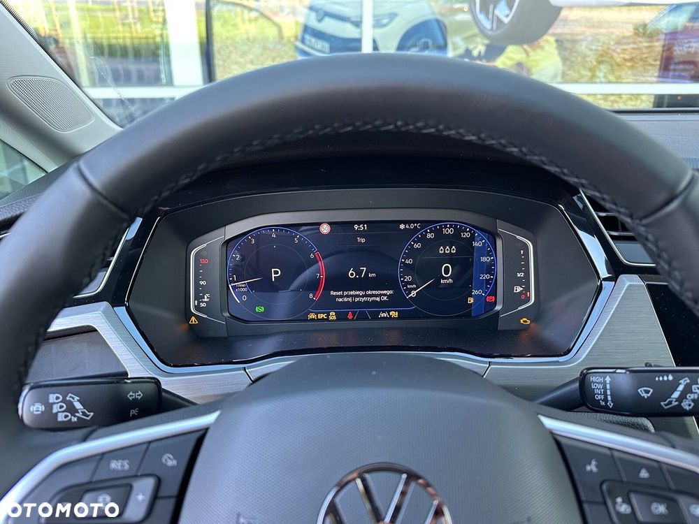 Volkswagen Touran 1.5 TSI EVO Comfortline Plus DSG - 24