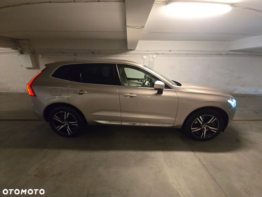 Volvo XC 60 B4 D AWD Plus Bright - 3