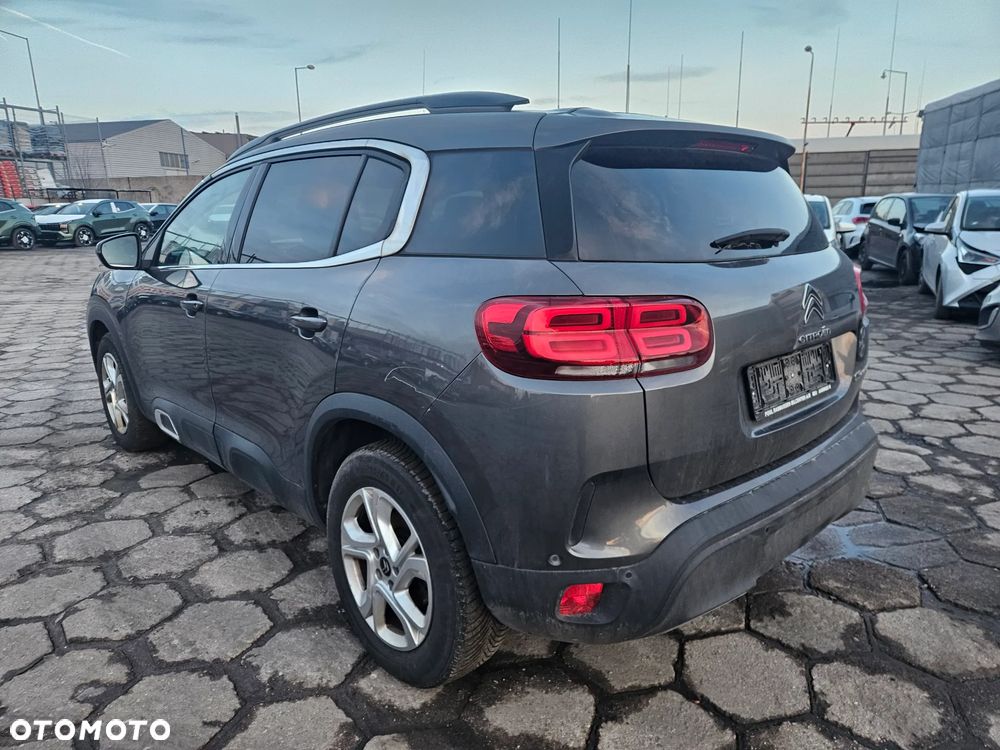 Citroën C5 Aircross 1.6 PureTech Live EAT8 - 4