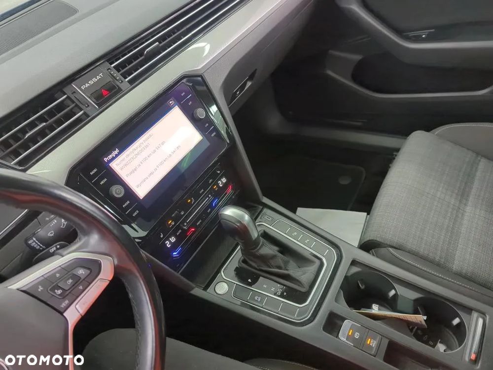 Volkswagen Passat 2.0 TDI EVO Business DSG - 17