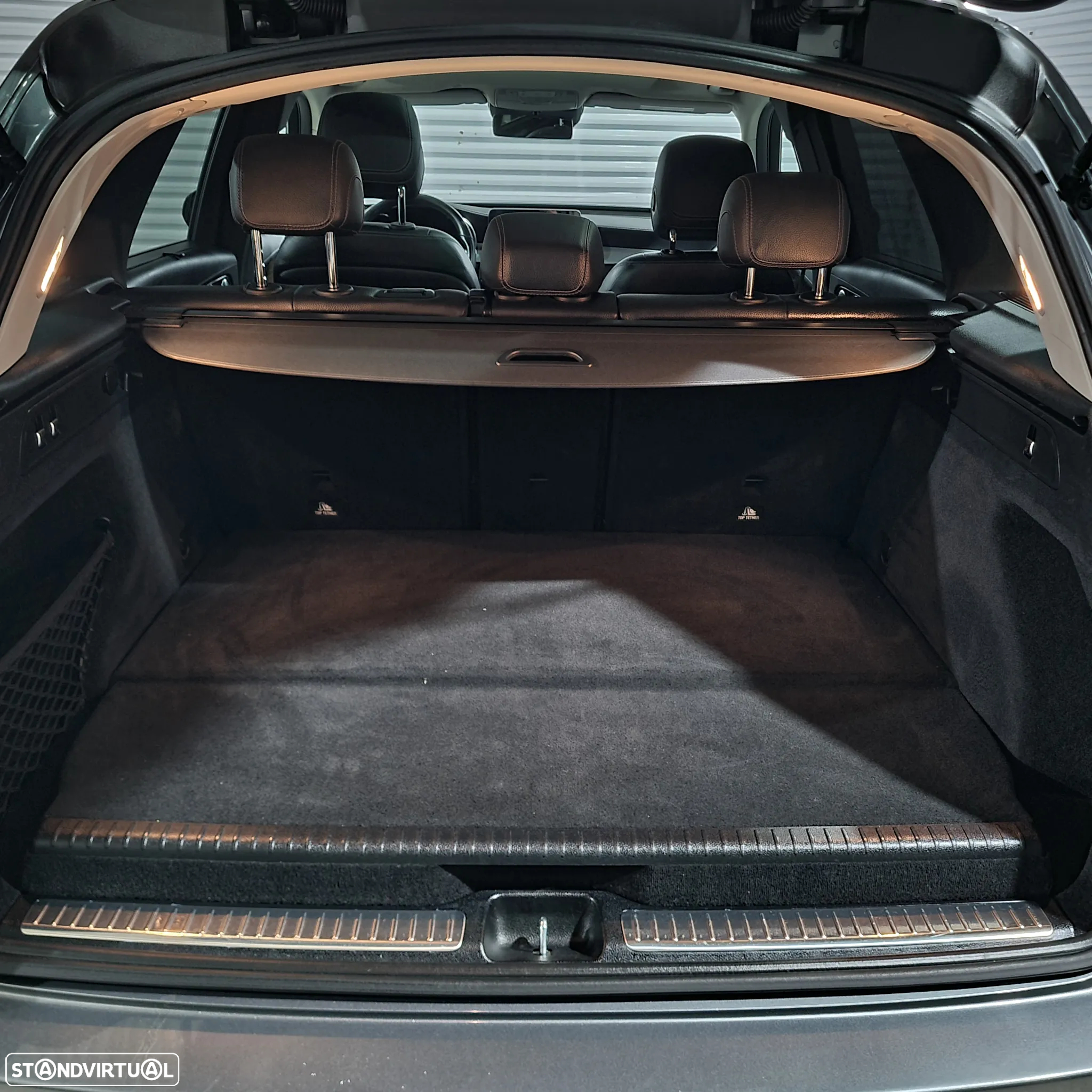 Mercedes-Benz GLC 300 e 4Matic - 12