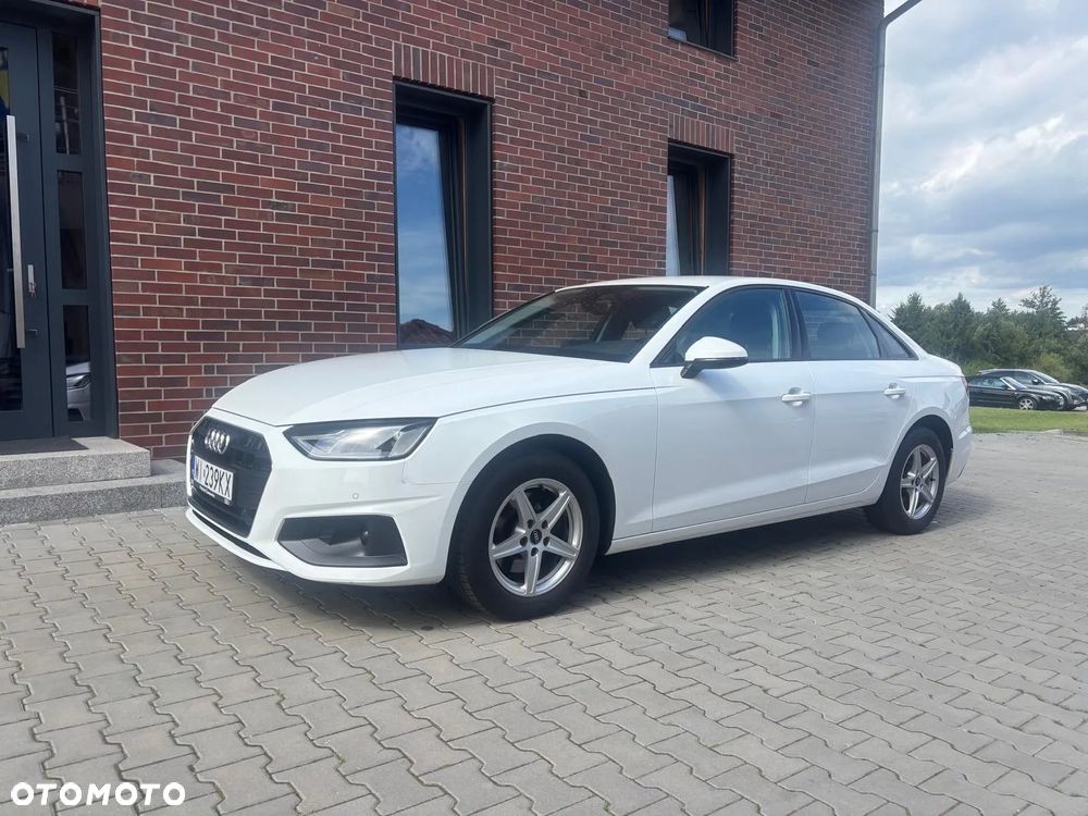 Audi A4 Limousine - 2