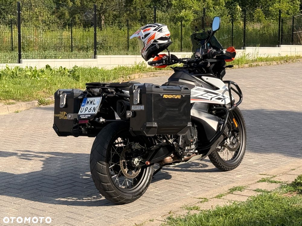 KTM Adventure 790 - 1