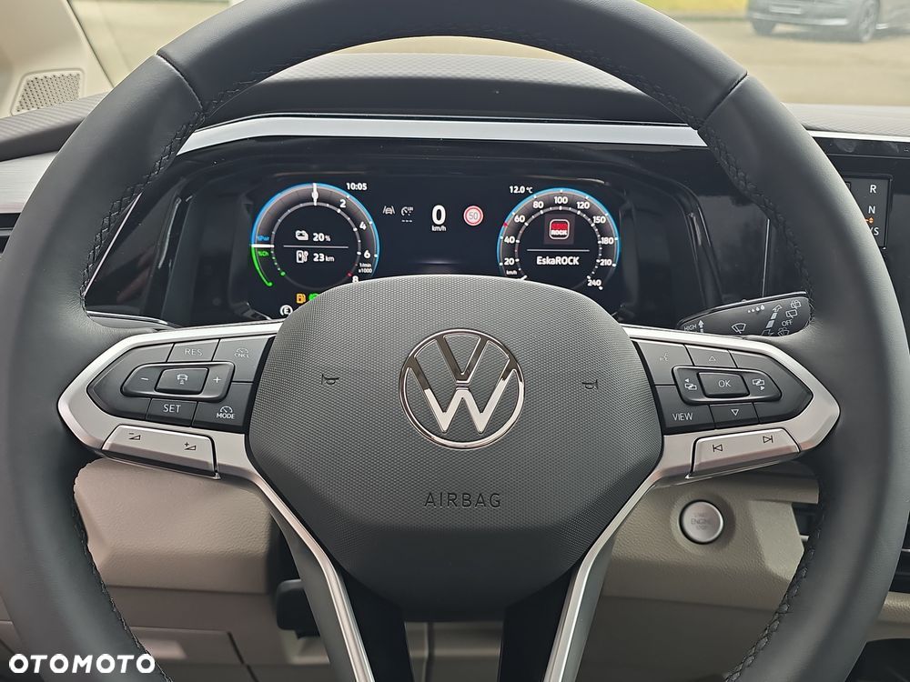 Volkswagen Multivan 2.0 TDI L2 Edition DSG - 18