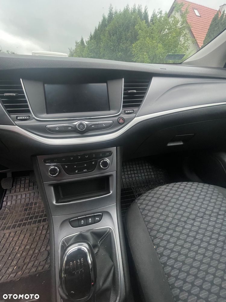 Opel Astra 1.2 T Business Elegance S&S - 7
