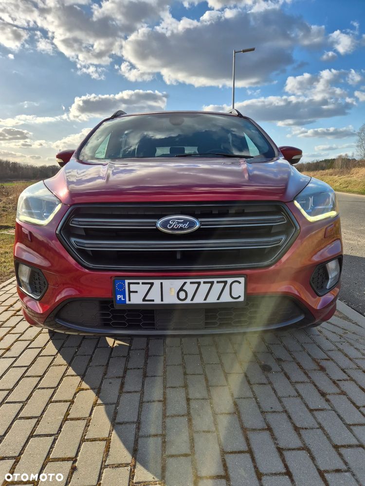 Ford Kuga 2.0 TDCi 4x4 ST-Line - 3