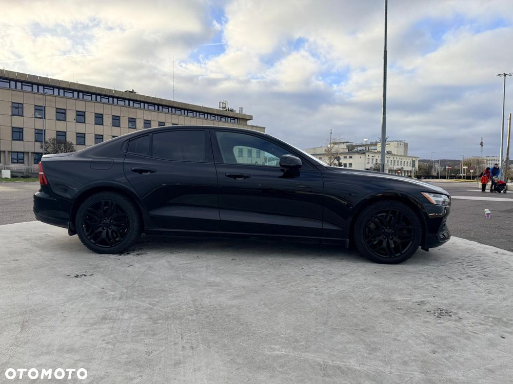 Volvo S60 T6 AWD Momentum Pro - 5
