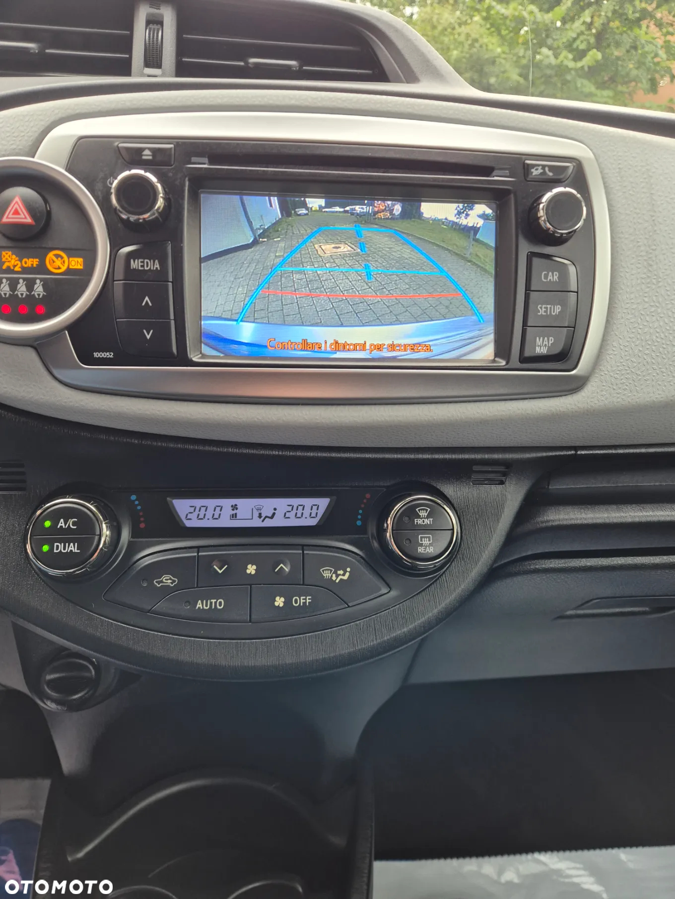 Toyota Yaris Hybrid 1.5 VVT-i - 15