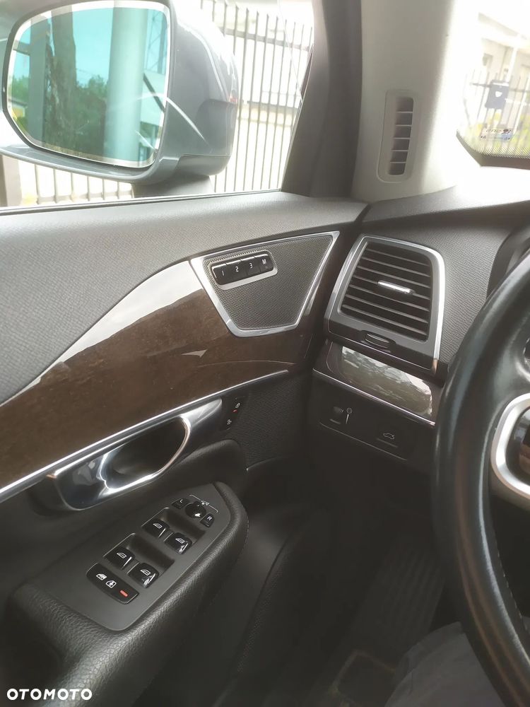 Volvo XC 90 T6 AWD Momentum 7os - 19
