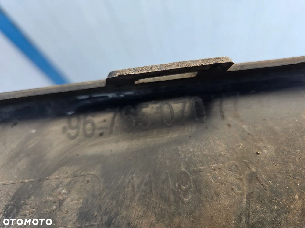 Dyfuzor dokładka zderzaka tylnego tył Peugeot 208 I - 13