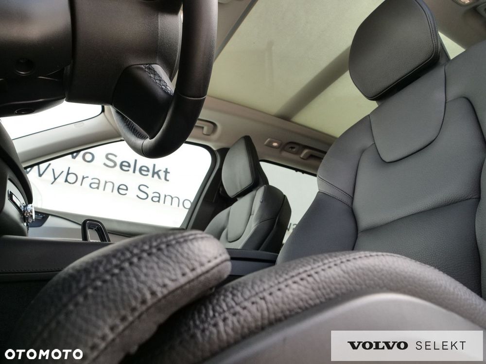 Volvo XC 90 - 12