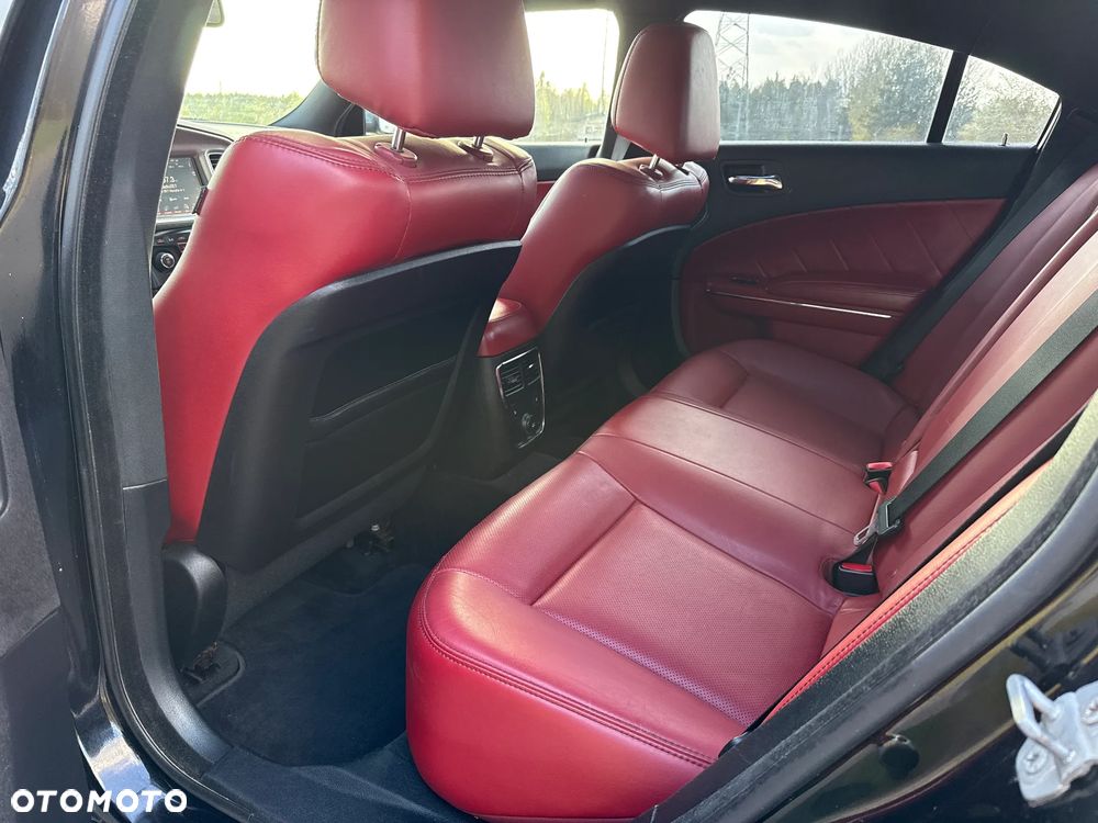 Dodge Charger 5.7 V8 RT - 14