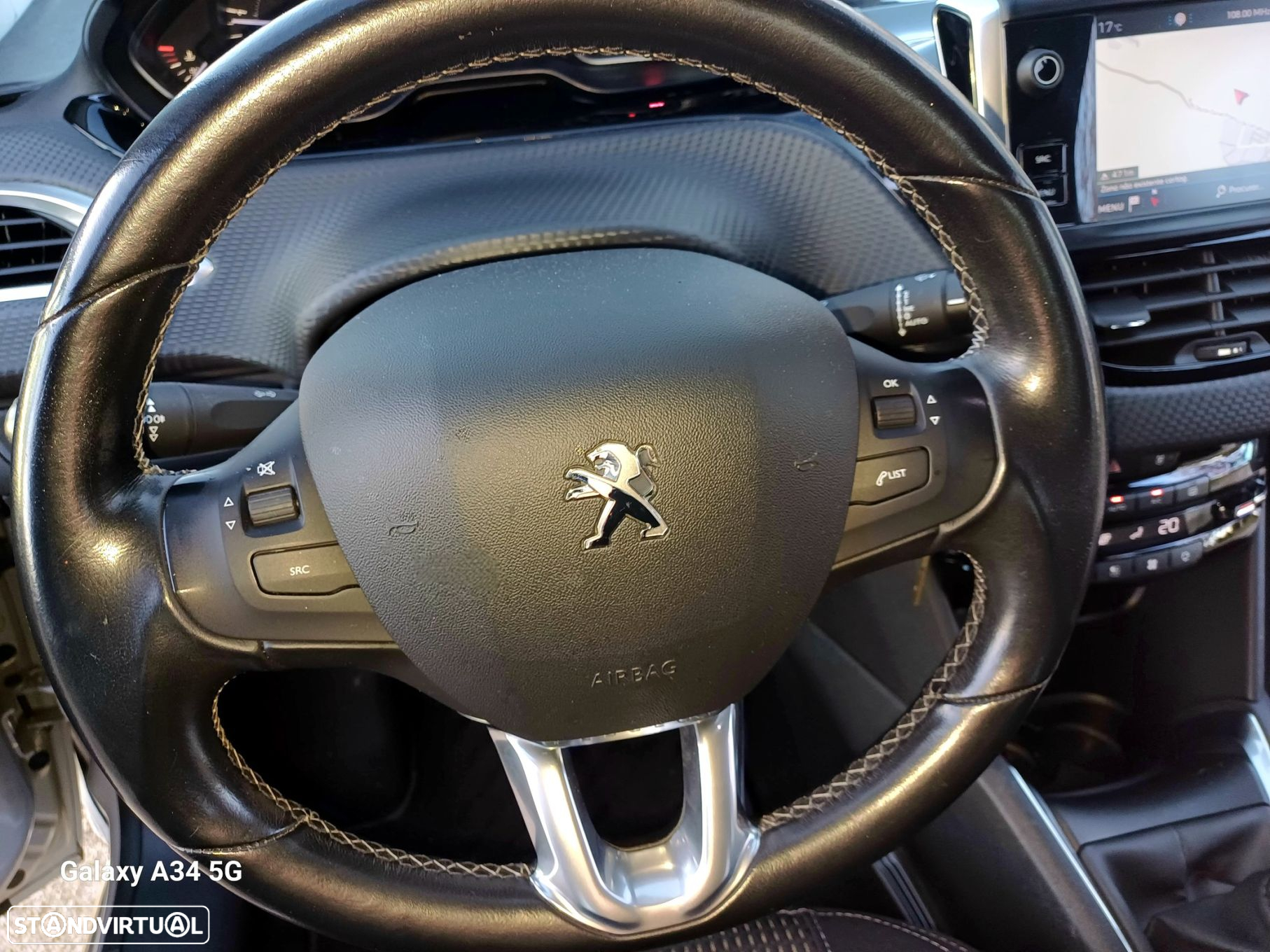 Peugeot 208 1.6 BlueHDi Style - 19