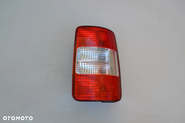 VW CADDY LAMPA TYŁ TYLNA PRAWA Z WKŁADEM ORYGINAŁ 2K0945112A