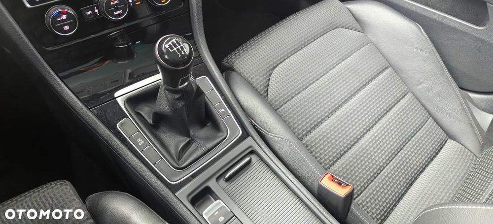 Volkswagen Golf 2.0 TDI BMT Highline EU6 - 28