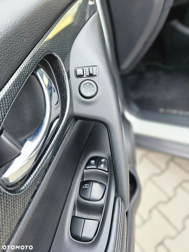 Nissan X-Trail 1.6 DIG-T Tekna 2WD - 9