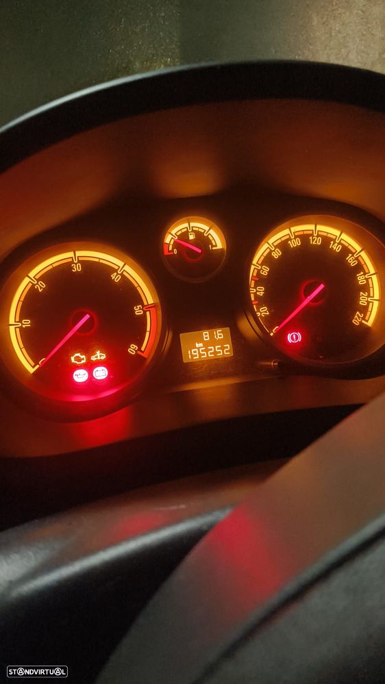 Opel Corsa 1.3 CDTi Enjoy - 6