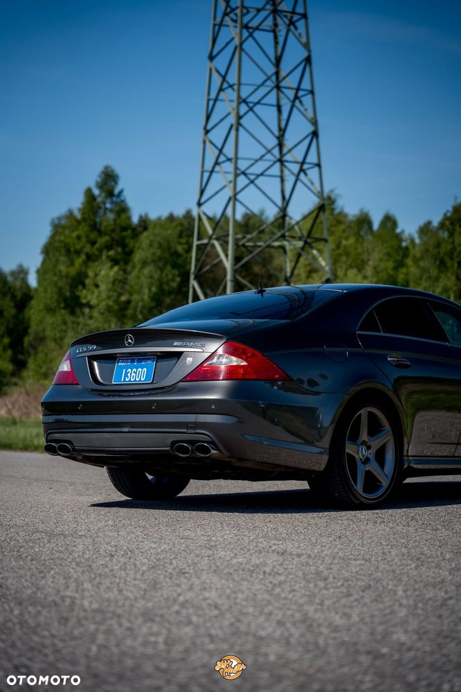 Mercedes-Benz CLS - 6
