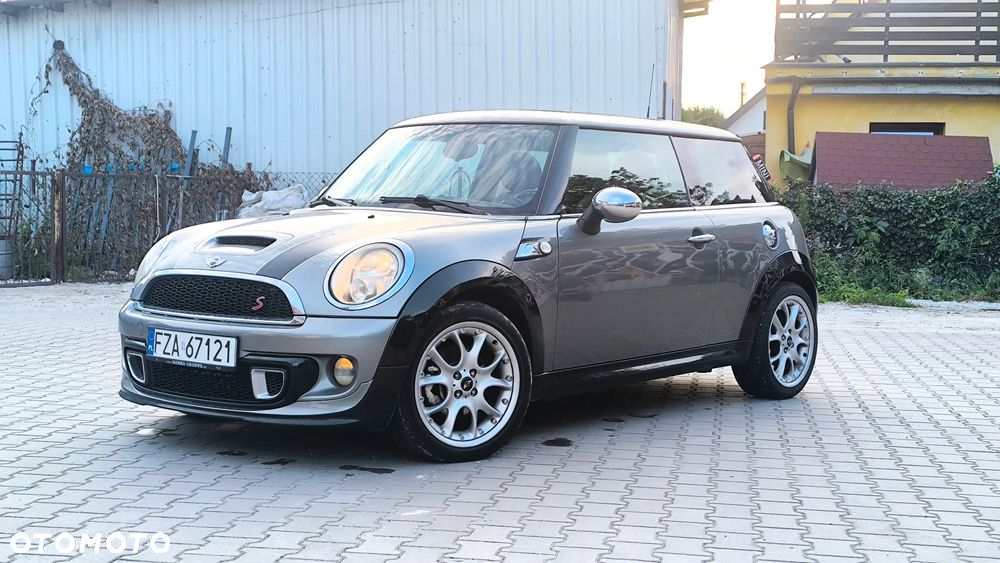 MINI ONE - 4