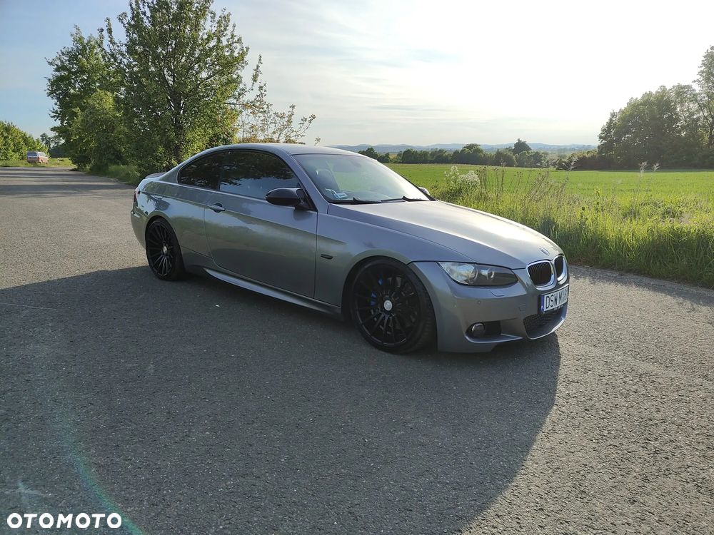 BMW Seria 3 335i Coupe - 3