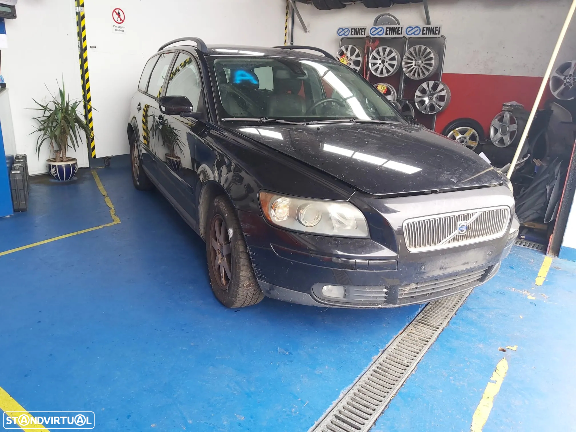 Volvo V50 1.6 HDI de 2006 ás peças. - 3