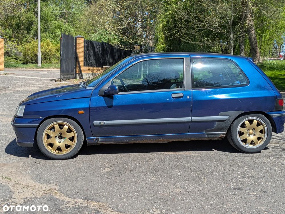 Renault Clio - 2