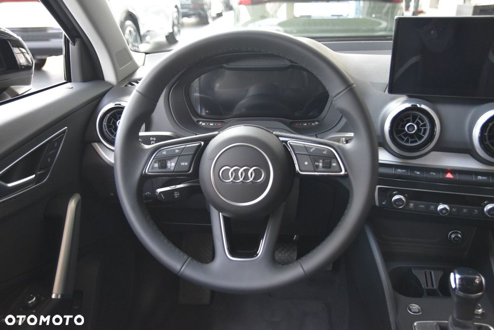 Audi Q2 - 10