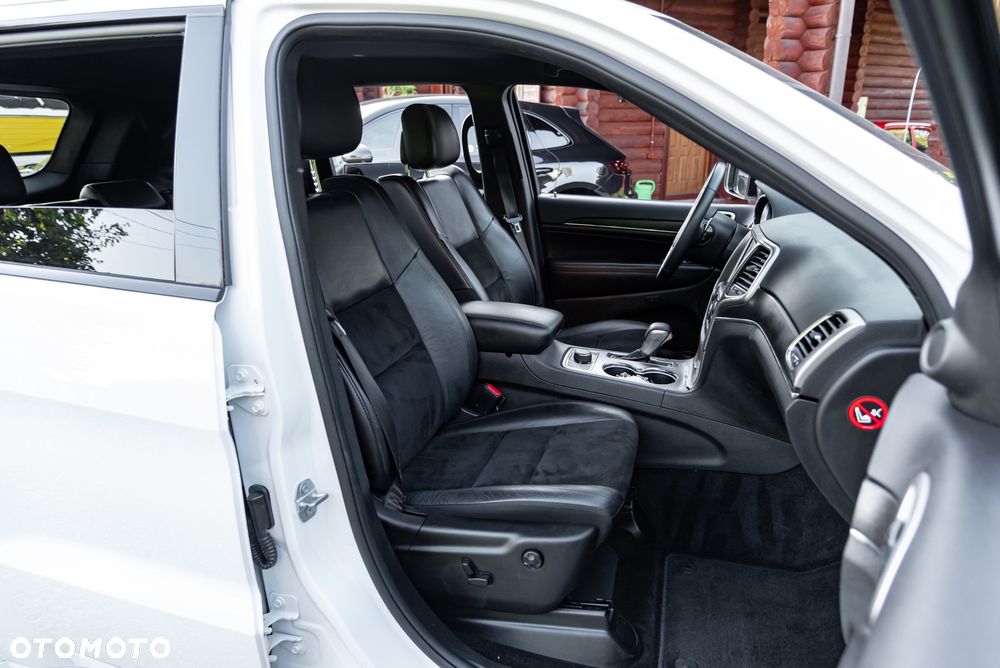 Jeep Grand Cherokee 3.0I Multijet Night Eagle - 25